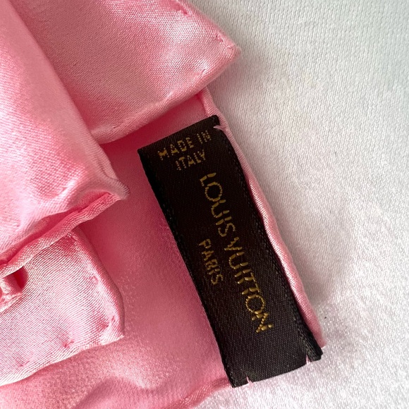 ✨NEW✨ LV Silk Scarf - Picture 2 of 3